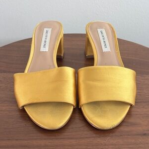 Yellow Saks Fifth Avenue Satin Slip-on Block Heeled Slip-on Mules